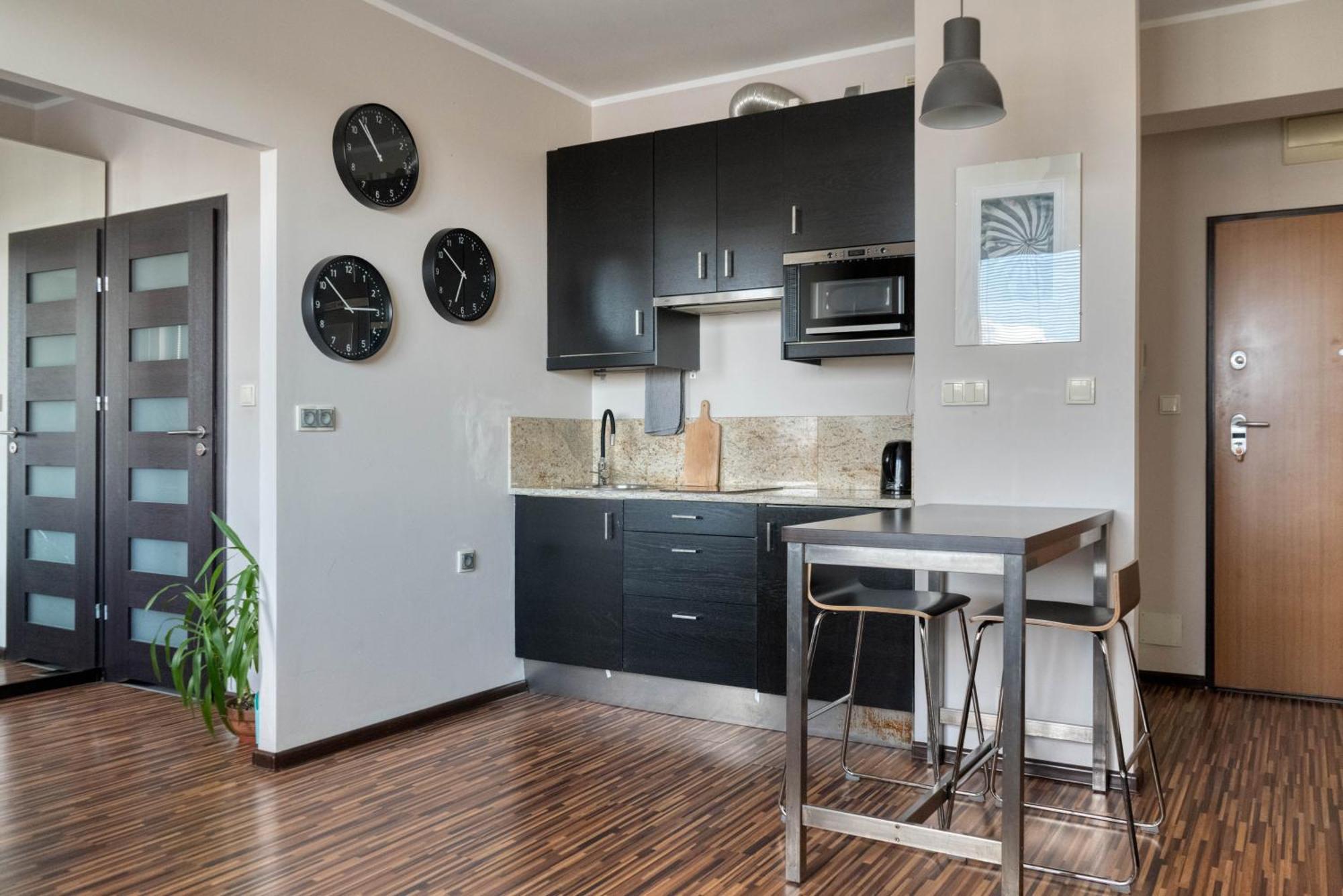 Airport Residence Amber Варшава Екстериор снимка